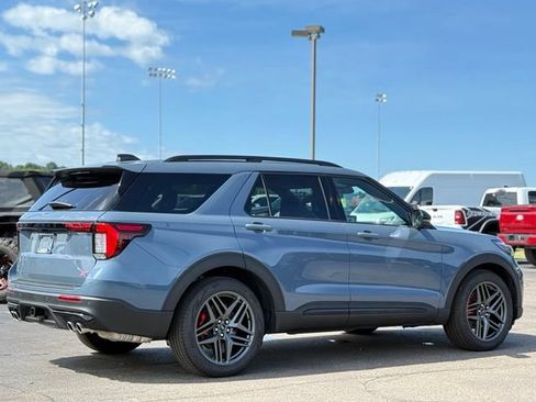 New 2026 Ford Explorer ST AWD/4WD image 42
