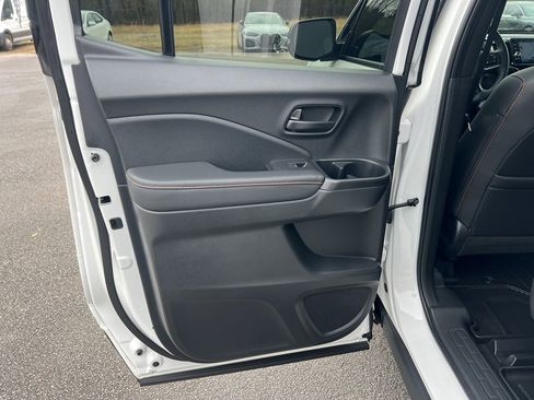 Certified 2025 Honda Ridgeline TrailSport+ image 27