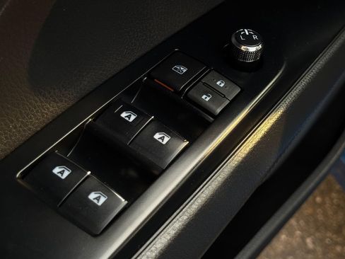 Certified 2018 Toyota Camry XSE w/ Audio Package FWD image 11