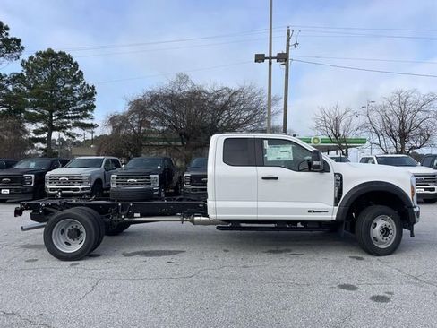 New 2026 Ford F550 4x4 Supercab Super Duty image 2