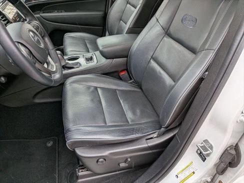 Certified 2021 Jeep Grand Cherokee Overland AWD/4WD image 25