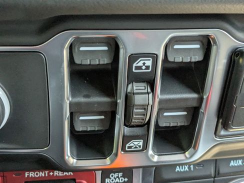 New 2026 Jeep Wrangler Unlimited Rubicon image 23