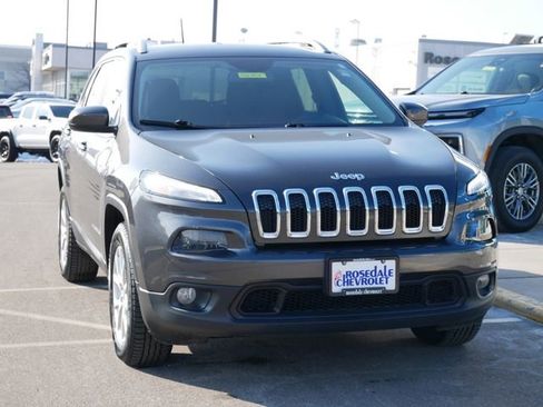 Used 2016 Jeep Cherokee Latitude image 24