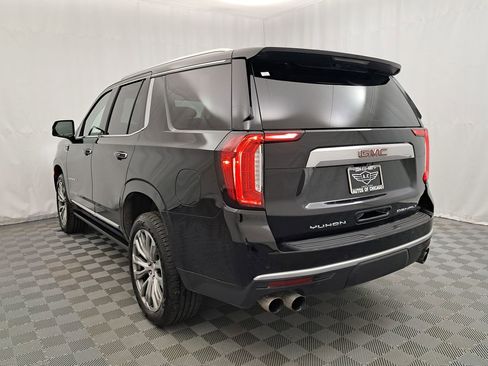 Used 2021 GMC Yukon Denali w/ Denali Premium Package image 5