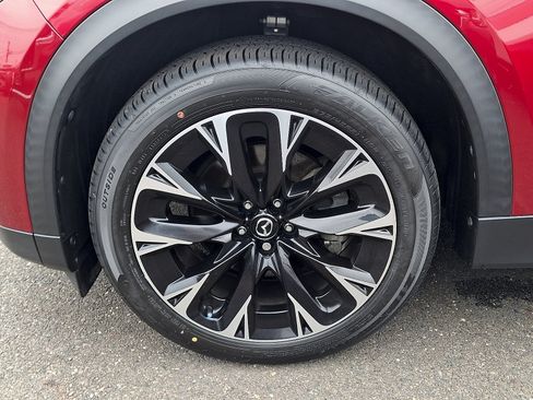 Certified 2024 MAZDA CX-90 Plug-In Hybrid w/ Premium Plus AWD/4WD image 10