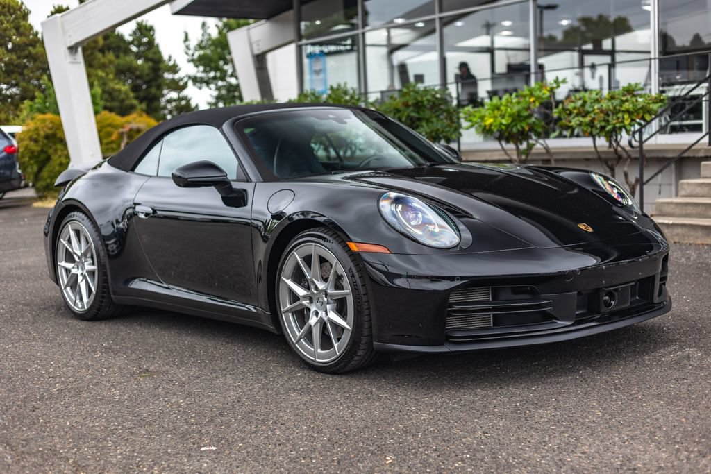 Used 2025 Porsche 911 Carrera w/ Premium Package RWD image 6