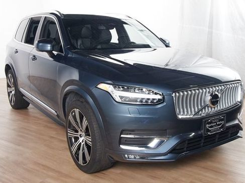 Certified 2023 Volvo XC90 B6 Ultimate AWD/4WD image 3
