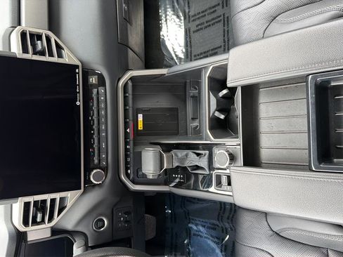 Used 2024 Toyota Tundra Limited image 19