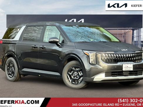 New 2026 Kia Carnival image 1