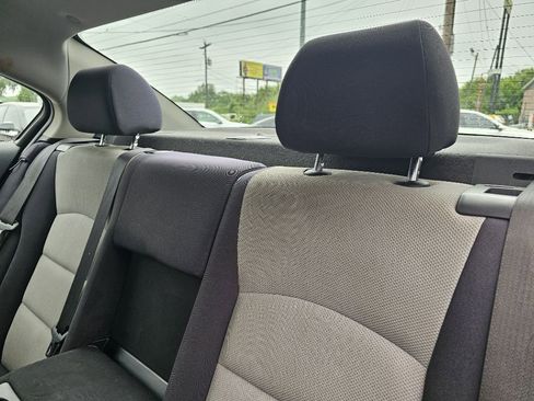 Used 2014 Chevrolet Cruze LS FWD image 23