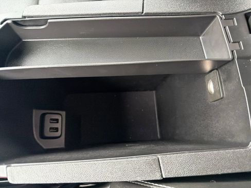 Used 2022 GMC Terrain SLT image 20