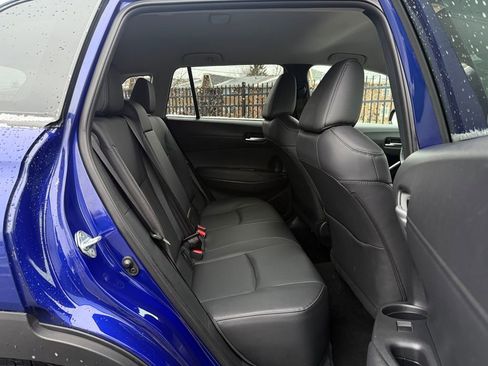 Used 2024 Toyota Corolla Cross XLE image 13