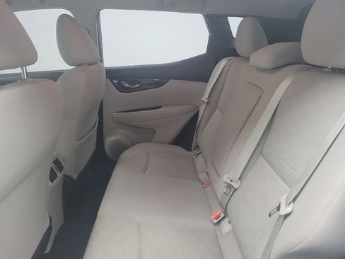 Used 2018 Nissan Rogue Sport SV image 18