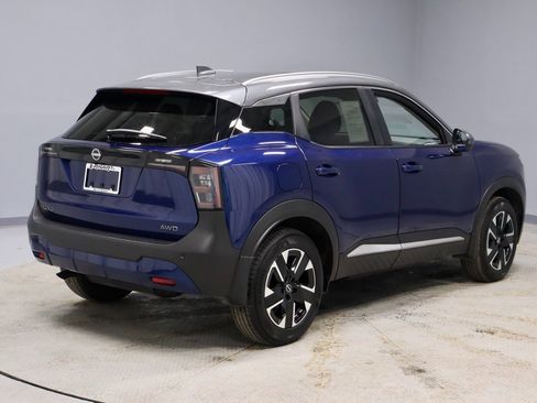 Certified 2025 Nissan Kicks SV w/ SV Premium Package image 12