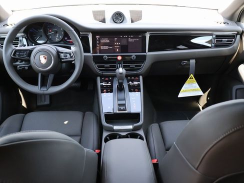 New 2025 Porsche Macan image 19