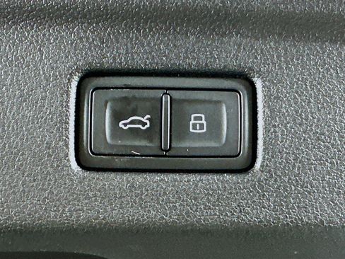 Used 2025 Audi A5 2.0T Premium Plus AWD/4WD image 31