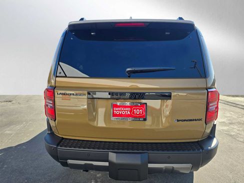 New 2026 Toyota Land Cruiser image 4