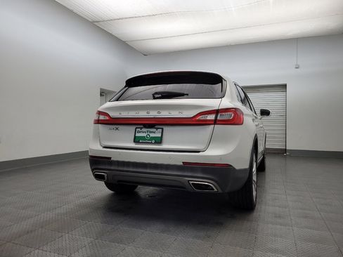 Used 2016 Lincoln MKX Reserve w/ Luxury Package image 7