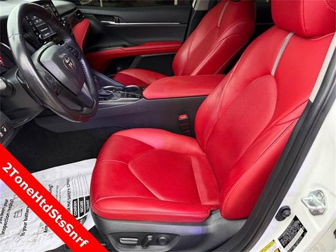 Used 2023 Toyota Camry XSE image 16