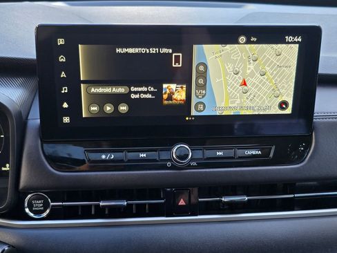 Used 2025 Mitsubishi Outlander SEL image 8