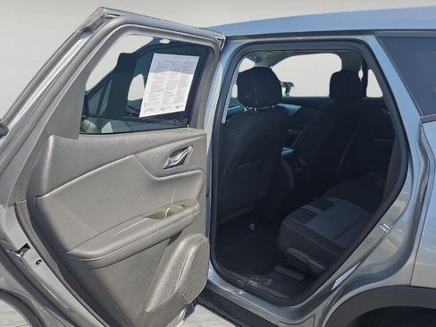 Used 2025 Chevrolet Blazer LT AWD/4WD image 21
