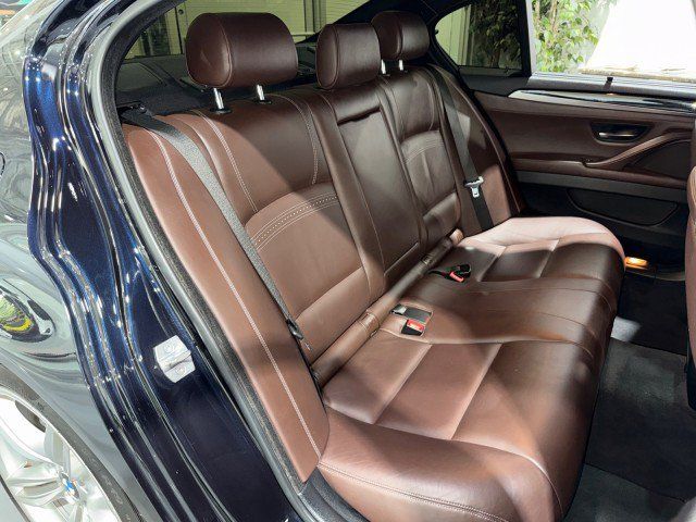 Used 2015 BMW 550i Sedan RWD image 54