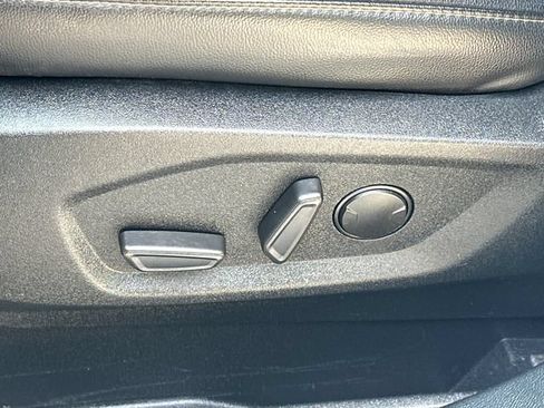 Certified 2020 Ford Edge SEL AWD/4WD image 38
