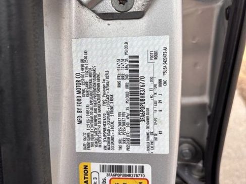 Used 2017 Ford Fusion Energi SE image 20