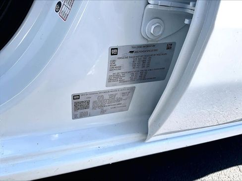 Used 2023 Chevrolet Silverado 1500 LT image 35