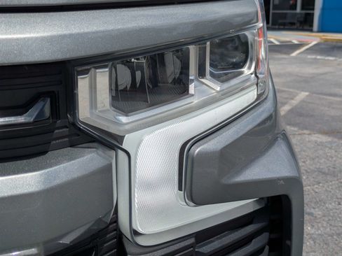 Used 2023 Chevrolet Silverado 1500 RST AWD/4WD image 29