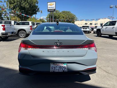 Used 2021 Hyundai Elantra SEL