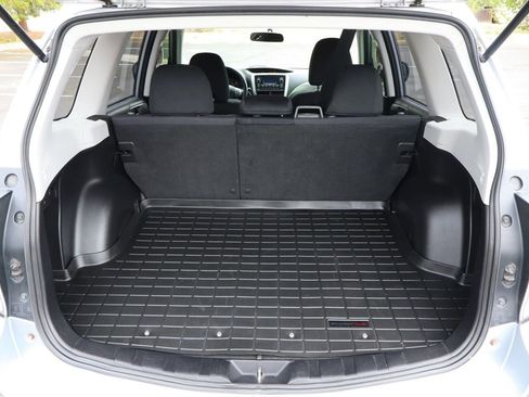 Used 2012 Subaru Forester 2.5X Premium w/ All-Weather Pkg AWD/4WD image 14