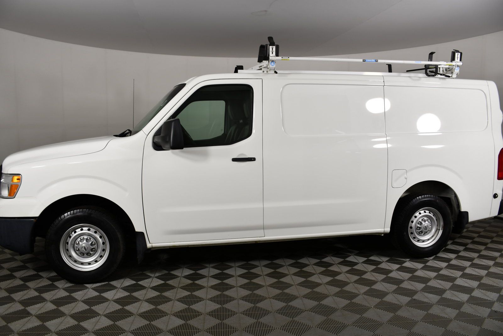 Used 2018 Nissan NV 1500 S RWD image 9