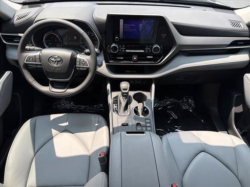New 2026 Toyota Highlander XLE AWD/4WD image 22