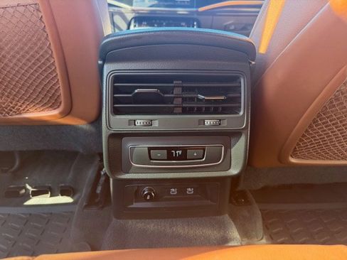 Used 2021 Audi Q7 2.0T Premium Plus w/ Premium Plus Package image 27