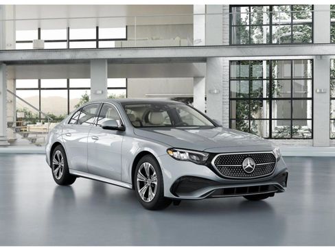 New 2026 Mercedes-Benz E 350 4MATIC Sedan image 10
