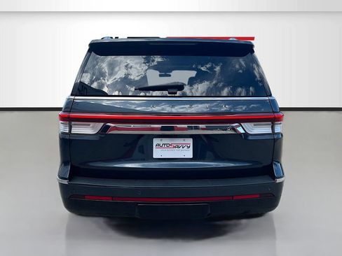 Used 2022 Lincoln Navigator L Reserve AWD/4WD image 6