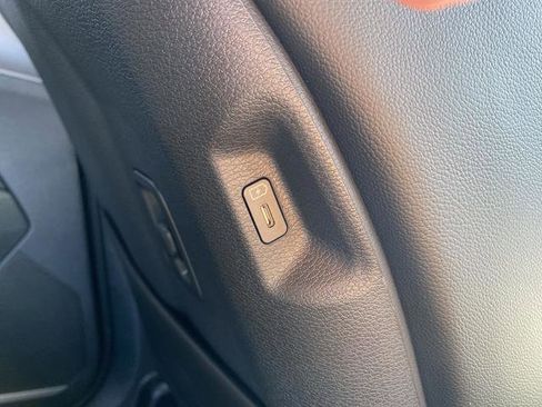 New 2026 Kia Sportage EX image 37