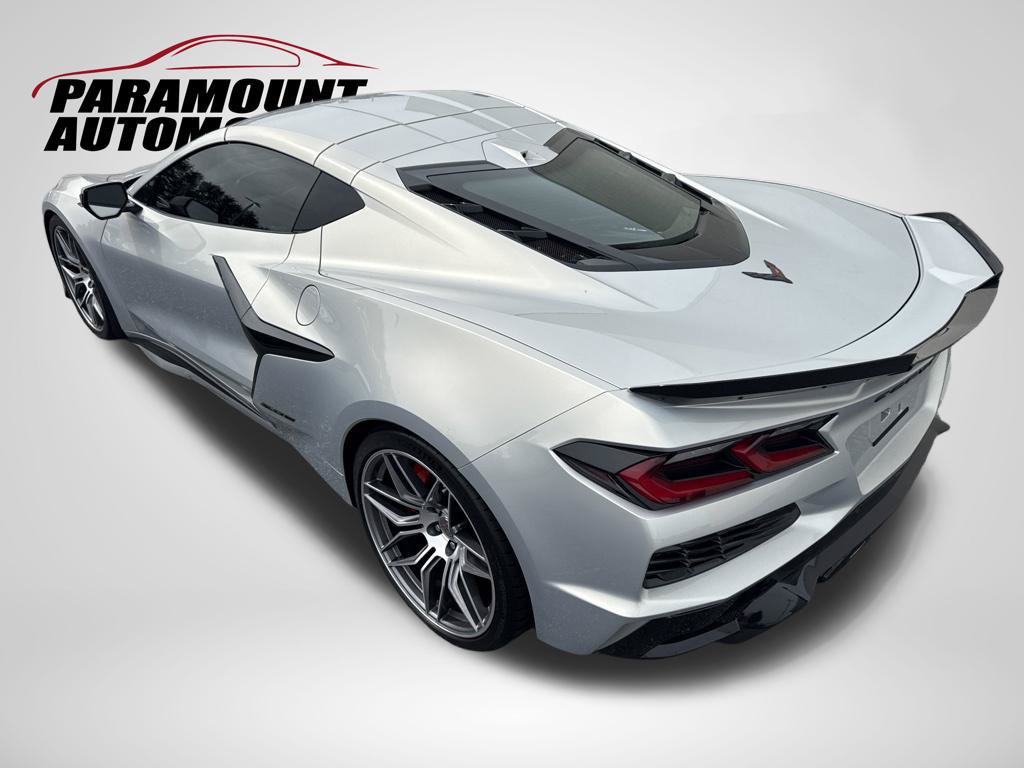 Used 2024 Chevrolet Corvette Z06 RWD image 6