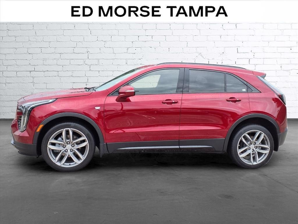 Used 2023 Cadillac XT4 Sport FWD image 2