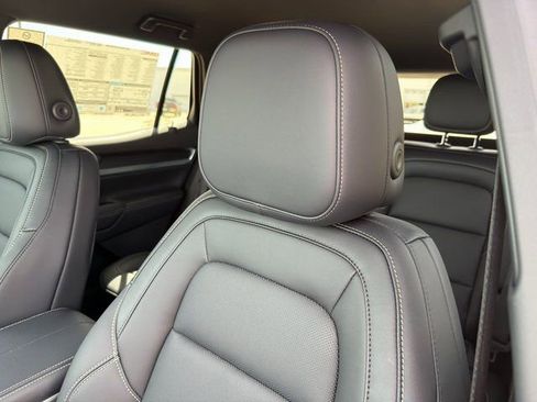 New 2026 GMC Terrain Elevation w/ Elevation Premium Package image 25