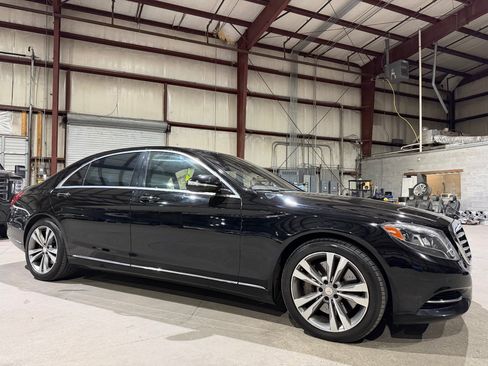Used 2015 Mercedes-Benz S 550 4MATIC Sedan image 3