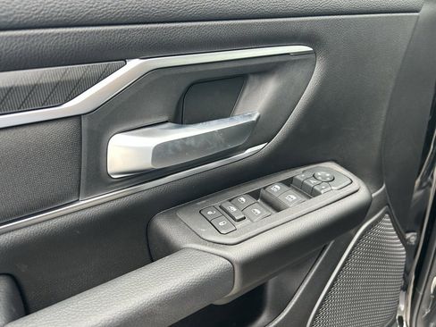 New 2026 RAM 1500 4x4 Crew Cab image 11