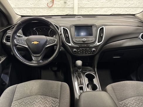 Used 2022 Chevrolet Equinox LT AWD/4WD image 12