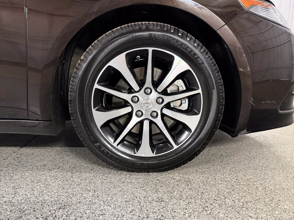 Used 2015 Acura TLX FWD image 5