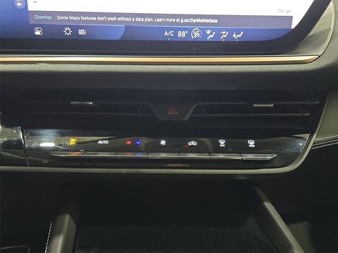 Used 2024 Buick Envision Sport Touring image 26