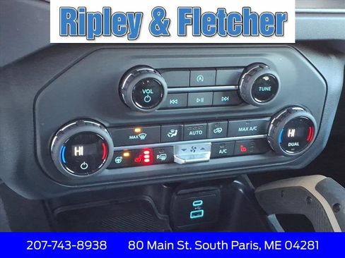 Used 2025 Ford Bronco Badlands image 20