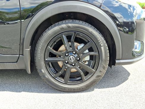 Certified 2023 Nissan Kicks SR w/ SR Premium Package FWD image 10