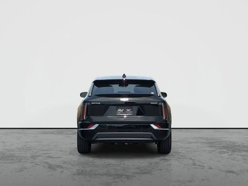 New 2026 Cadillac Optiq Luxury 1 image 7