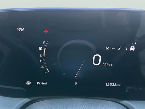 Used 2025 Buick Encore GX Sport Touring image 31